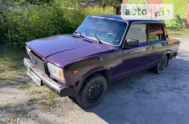 Седан ВАЗ / Lada 2107 1987 в Хмільнику