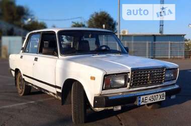 Седан ВАЗ / Lada 2107 2001 в Дніпрі