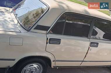 Седан ВАЗ / Lada 2107 1987 в Киеве