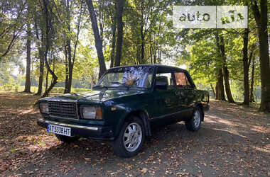 Седан ВАЗ / Lada 2107 1998 в Калуші