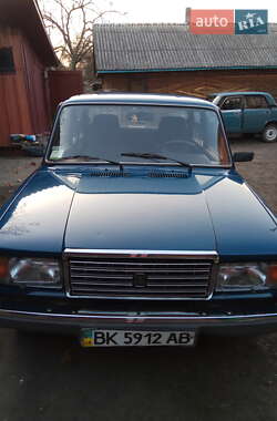 Седан ВАЗ / Lada 2107 2005 в Владимирце