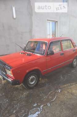 Седан ВАЗ / Lada 2107 1992 в Житомире