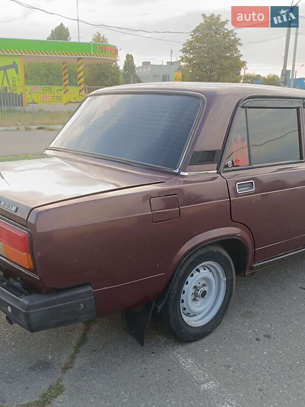 Седан ВАЗ / Lada 2107 2006 в Харькове