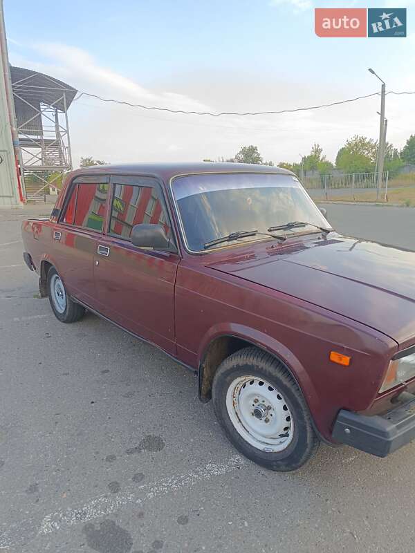 Седан ВАЗ / Lada 2107 2006 в Харькове