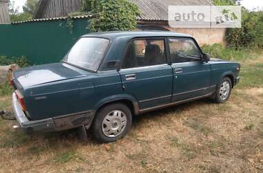 Седан ВАЗ / Lada 2107 2002 в Нежине