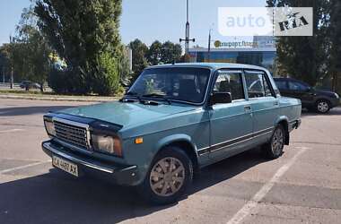 Седан ВАЗ / Lada 2107 2005 в Черкасах