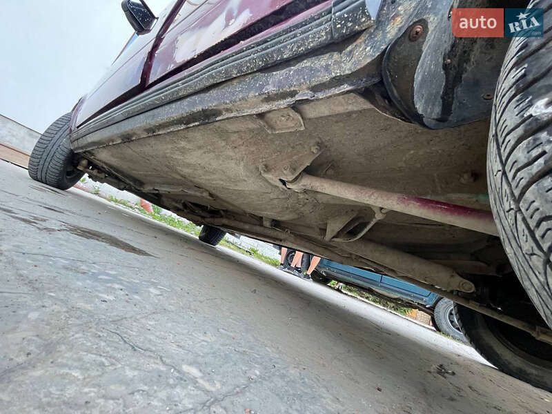 Седан ВАЗ / Lada 2107 1986 в Микуличині