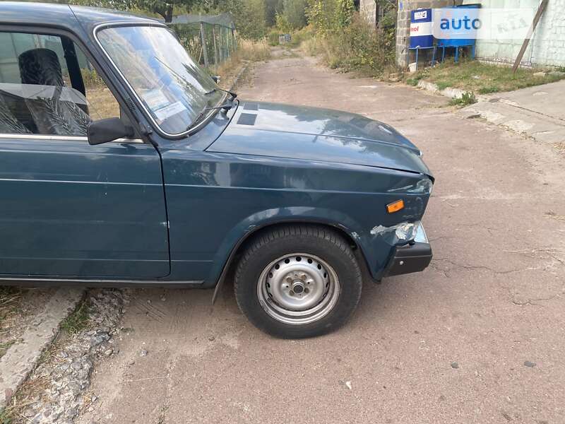 Седан ВАЗ / Lada 2107 2003 в Шостке