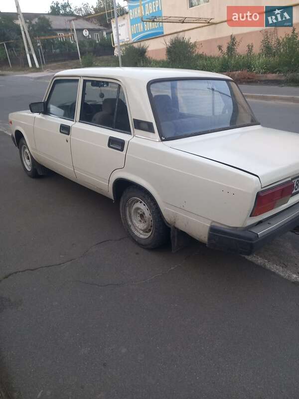 Седан ВАЗ / Lada 2107 1992 в Балті