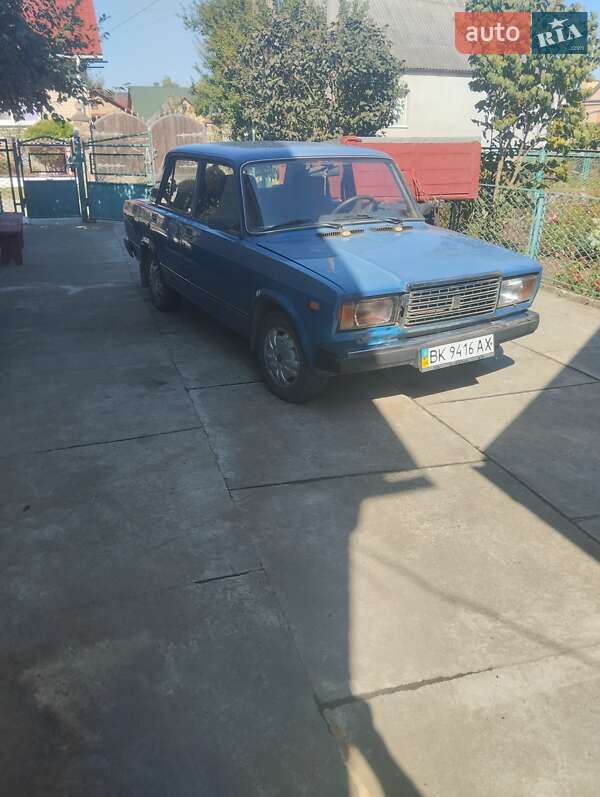Седан ВАЗ / Lada 2107 2005 в Здолбуніві фото 2 Седан ВАЗ / Lada 2107 2005 в Здолбуніві