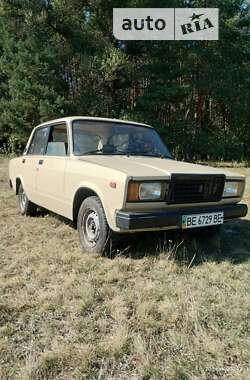 Седан ВАЗ / Lada 2107 1986 в Світловодську