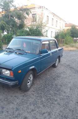 Седан ВАЗ / Lada 2107 2002 в Миргороде