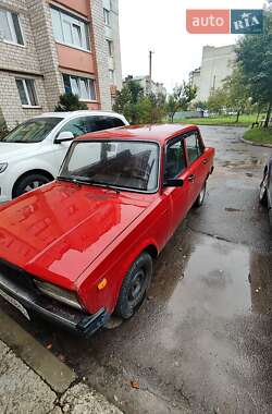 Седан ВАЗ / Lada 2107 2003 в Калуше