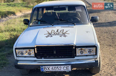 Седан ВАЗ / Lada 2107 1999 в Татарбунарах
