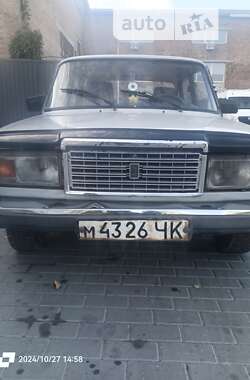 Седан ВАЗ / Lada 2107 1990 в Черкассах