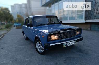 Седан ВАЗ / Lada 2107 2005 в Дніпрі