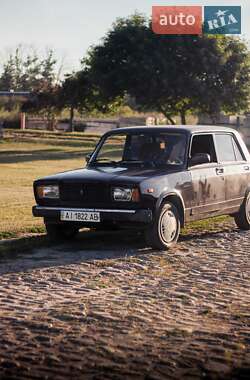 Седан ВАЗ / Lada 2107 1999 в Жашківу