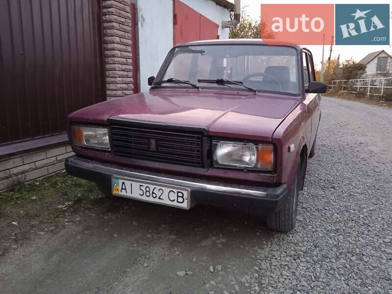 Седан ВАЗ / Lada 2107 2001 в Белой Церкви