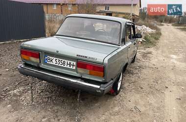 Седан ВАЗ / Lada 2107 2007 в Києві