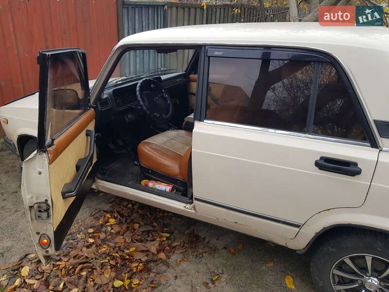 Седан ВАЗ / Lada 2107 1987 в Сумах фото 4 Седан ВАЗ / Lada 2107 1987 в Сумах