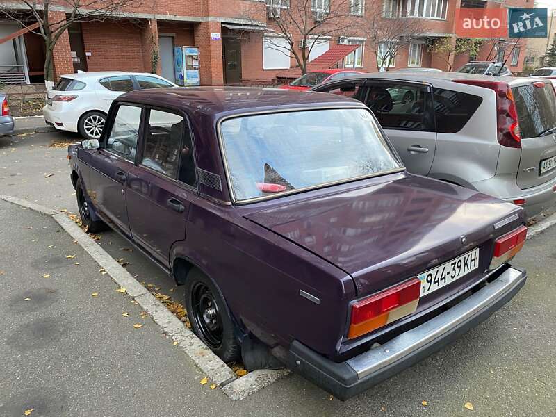 Седан ВАЗ / Lada 2107 2002 в Киеве фото 4 Седан ВАЗ / Lada 2107 2002 в Киеве