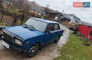 Седан ВАЗ / Lada 2107 2002 в Львове