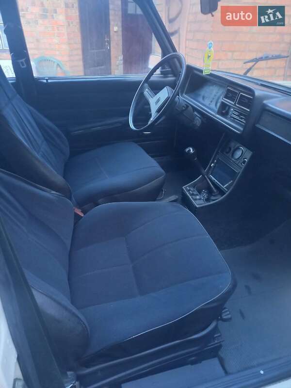 Седан ВАЗ / Lada 2107 1995 в Вінниці
