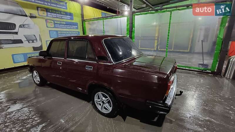 Седан ВАЗ / Lada 2107 2007 в Павлограді