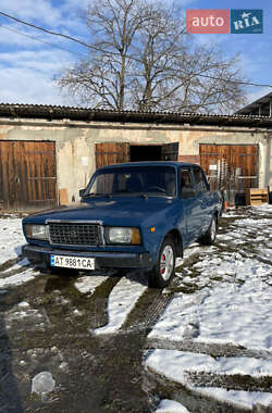 Седан ВАЗ / Lada 2107 2003 в Бурштині