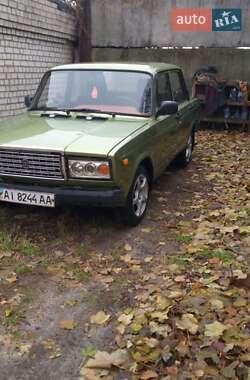 Седан ВАЗ / Lada 2107 2004 в Черкасах