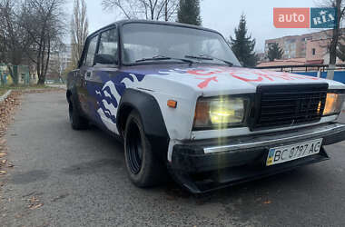 Седан ВАЗ / Lada 2107 2005 в Луцке