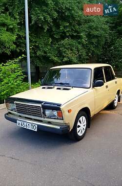 Седан ВАЗ / Lada 2107 1988 в Кременчуці