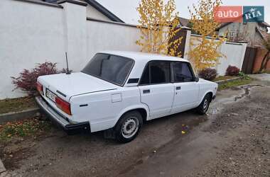 Седан ВАЗ / Lada 2107 2004 в Дніпрі