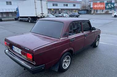 Седан ВАЗ / Lada 2107 1996 в Києві