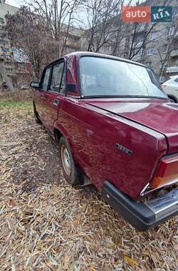 Седан ВАЗ / Lada 2107 2003 в Ужгороде