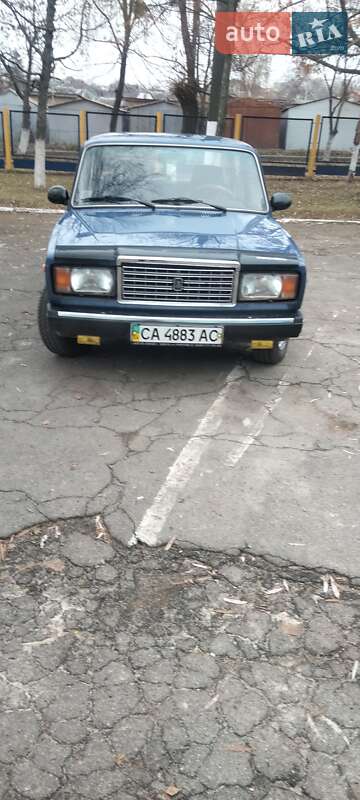 Седан ВАЗ / Lada 2107 2005 в Умані