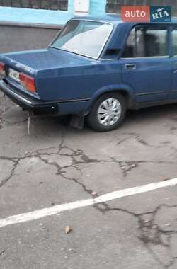 Седан ВАЗ / Lada 2107 2005 в Умані