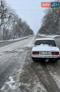 Седан ВАЗ / Lada 2107 2004 в Хмельницком