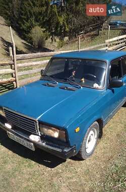 Седан ВАЗ / Lada 2107 2001 в Путиле