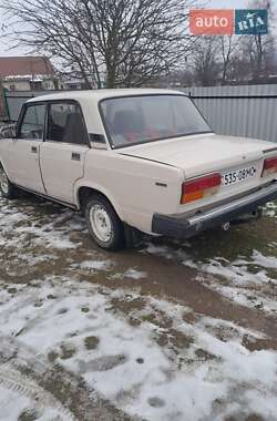 Седан ВАЗ / Lada 2107 1996 в Чернівцях