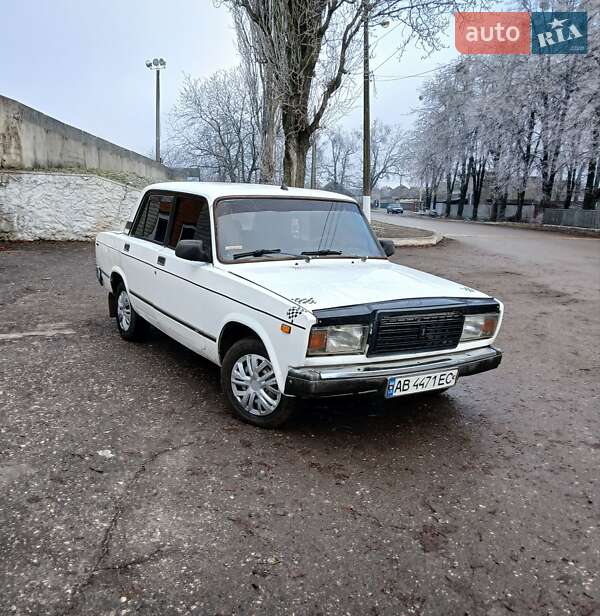 Седан ВАЗ / Lada 2107 1999 в Крижополі