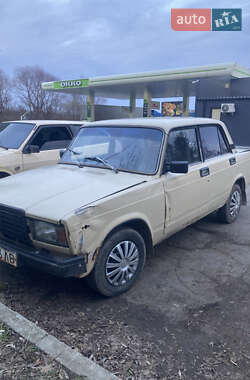 Седан ВАЗ / Lada 2107 1985 в Жидачове