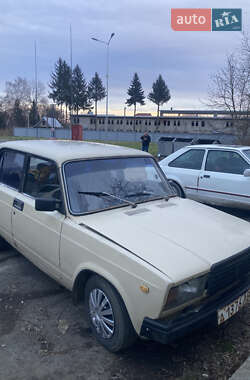 Седан ВАЗ / Lada 2107 1985 в Жидачове