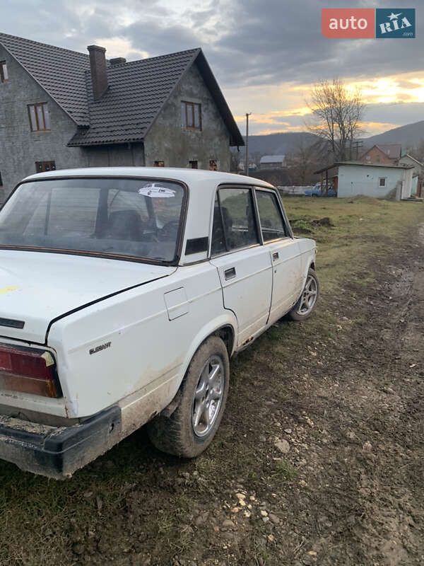 Седан ВАЗ / Lada 2107 1988 в Заставной