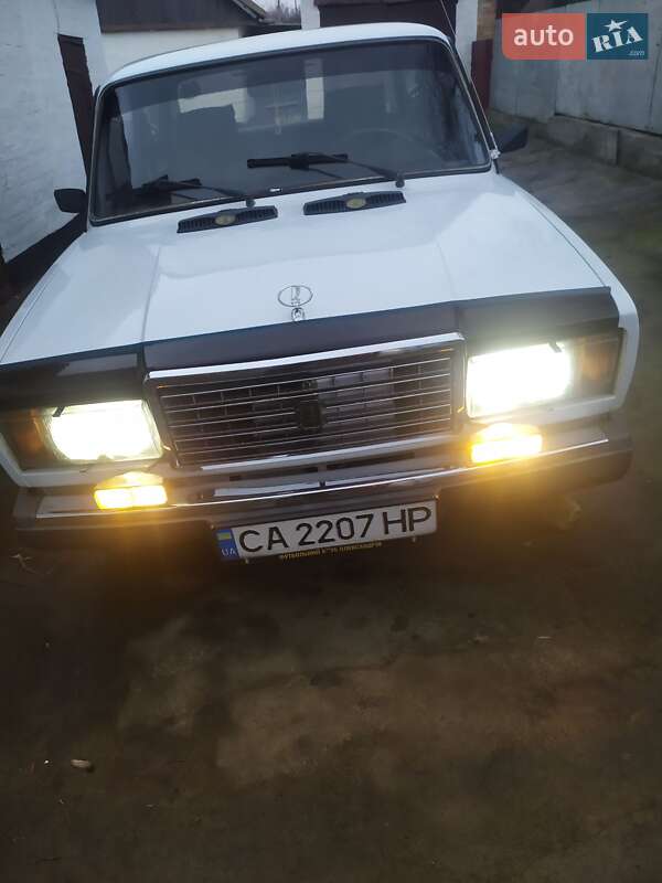 Седан ВАЗ 2107 2006 в 