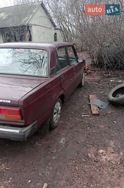 Седан ВАЗ / Lada 2107 2005 в Охтирці