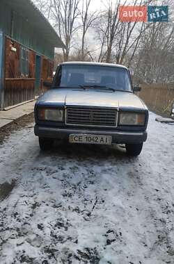 Седан ВАЗ / Lada 2107 2005 в Сторожинце