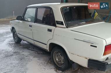 Седан ВАЗ / Lada 2107 2004 в Береговому