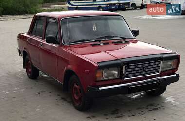 Седан ВАЗ / Lada 2107 1990 в Бродах