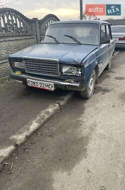 Седан ВАЗ / Lada 2107 1992 в Чернівцях